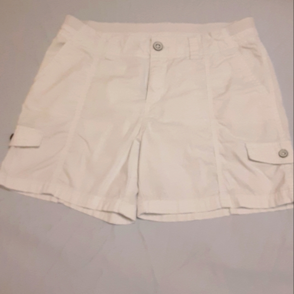Womens cargo shorts.